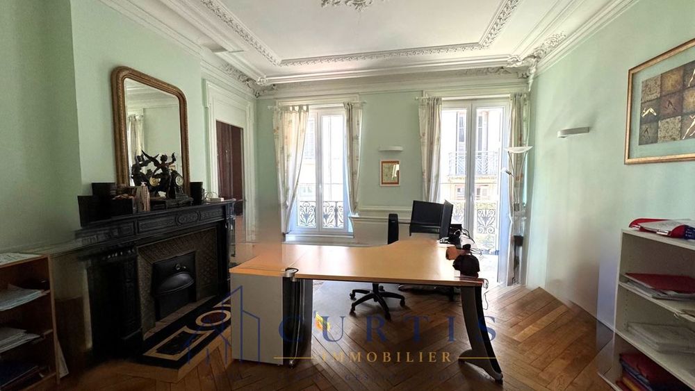 Appartement - 149.7m ²