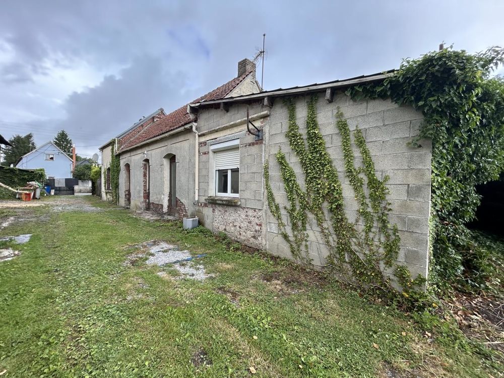 MAISON INDIVIDUELLE A RENIOVER A VENDRE A VILLERS GUISLAIN