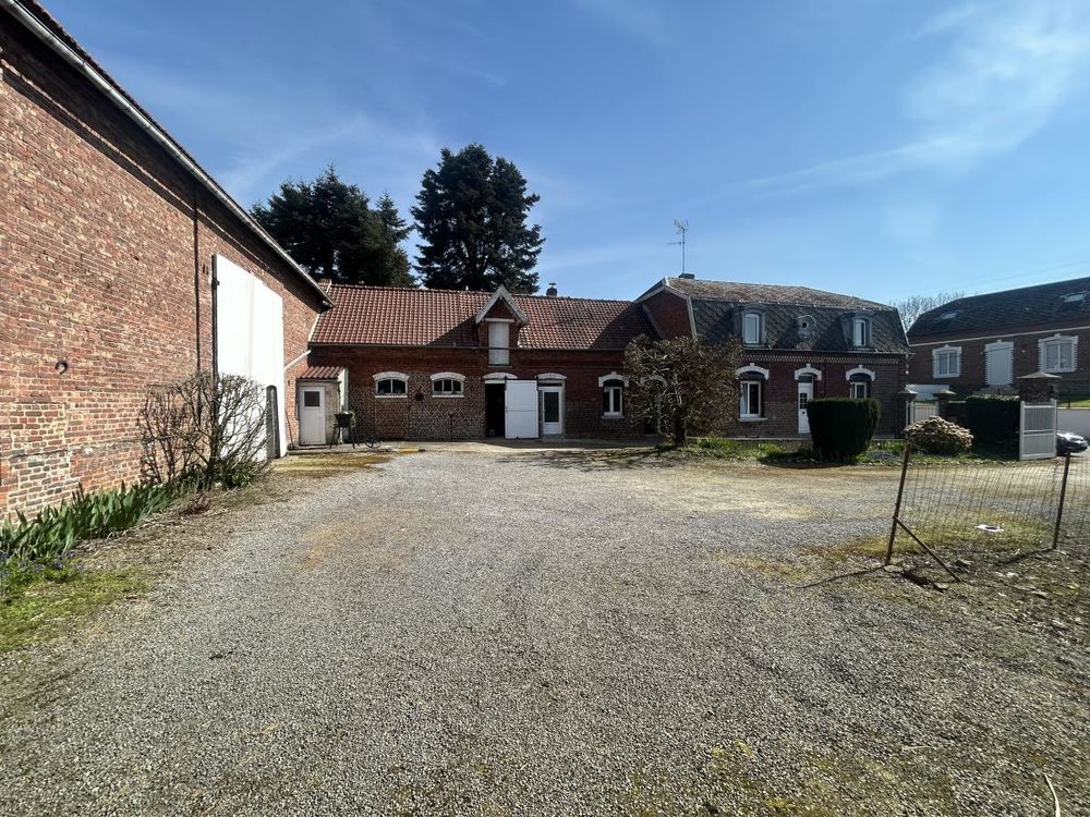 Corps de ferme à vendre à VILLERS-GUISLAIN