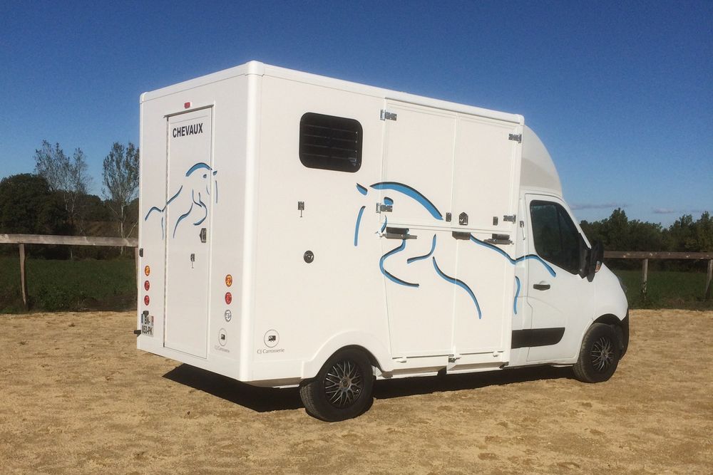 camion chevaux GARD NIMES - ALES 80 30000 N�mes