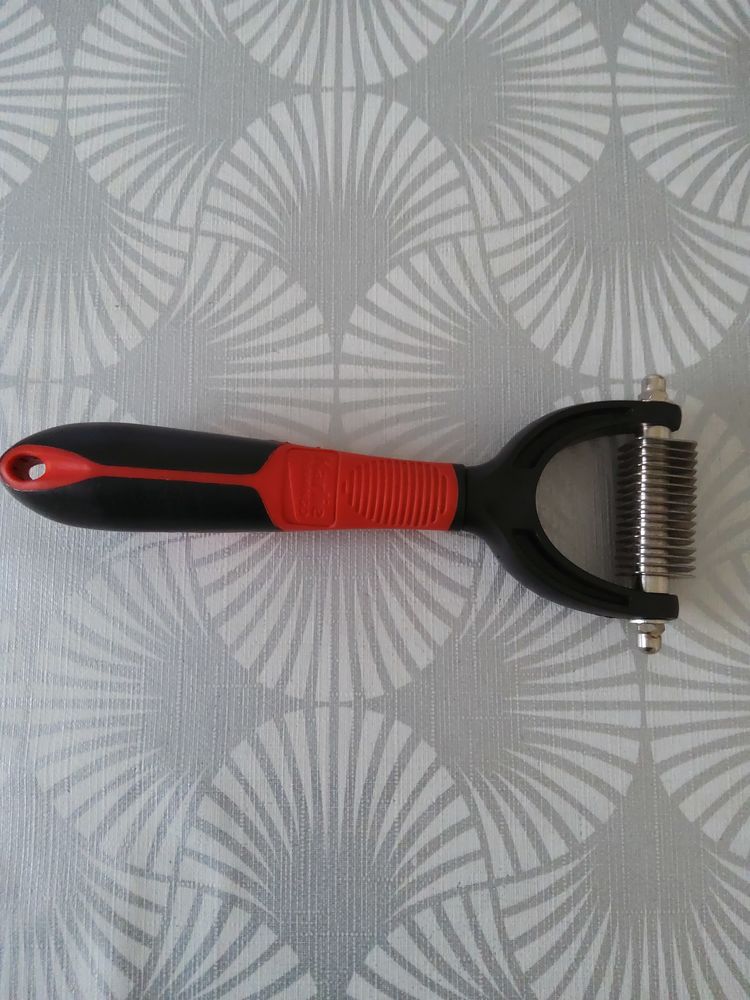 RATEAU A DEMELER POUR CHIEN 12 37300 Jou�-l�s-tours