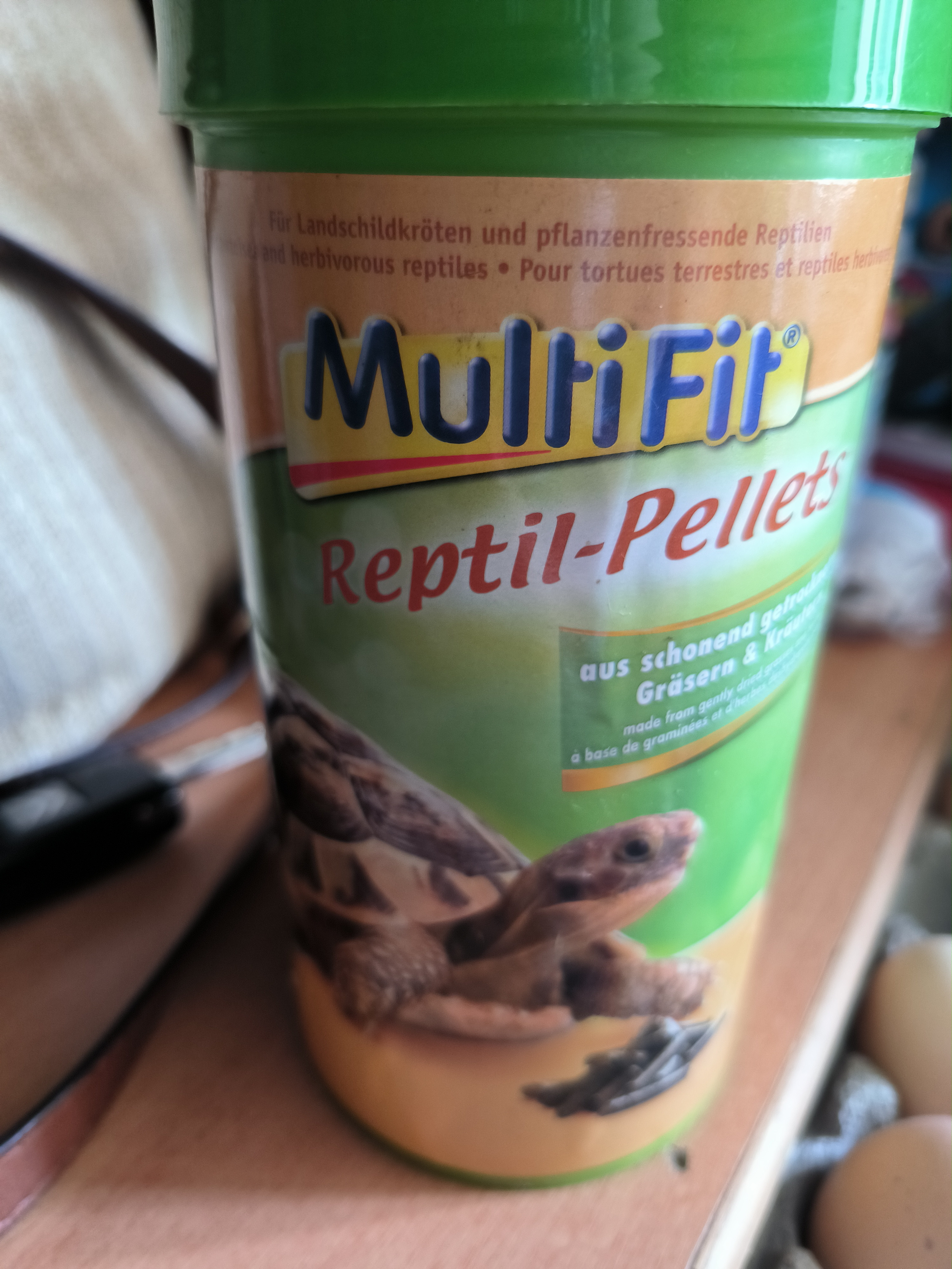 Aliment pour tortues terrestres et reptiles herbivores 18 28220 Cloyes-les-trois-rivi�res