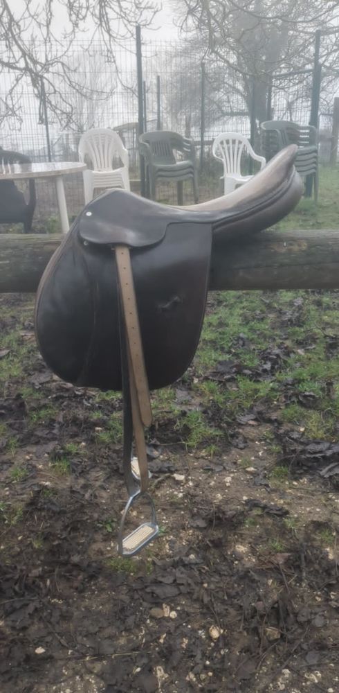 SELLES PONEY / CHEVAL 60 89000 Auxerre