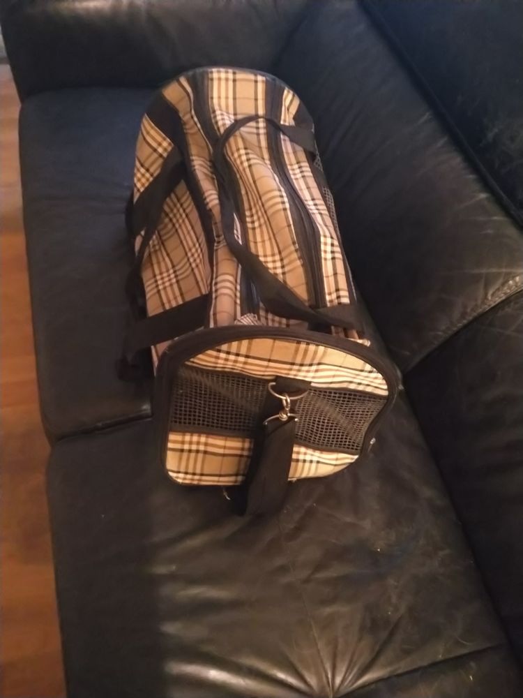 sac de transport pt chien 10 31170 Tournefeuille