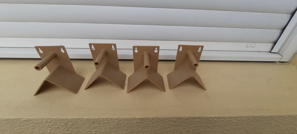 Supports pour oiseaux 1 59150 Wattrelos
