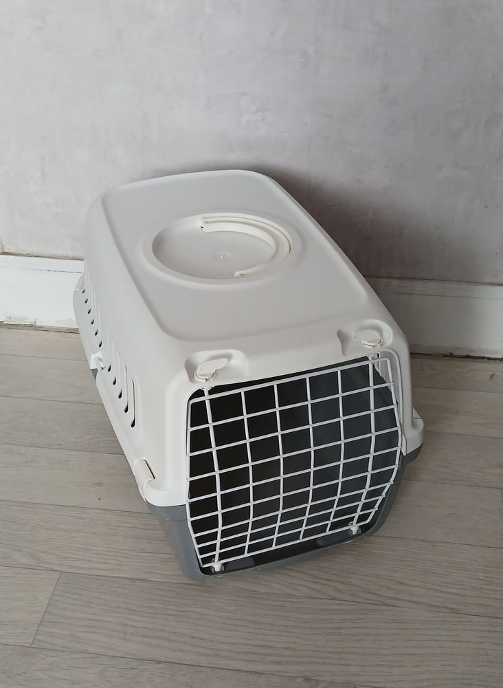 Cage de transport pour chat 10 14230 Isigny-sur-mer