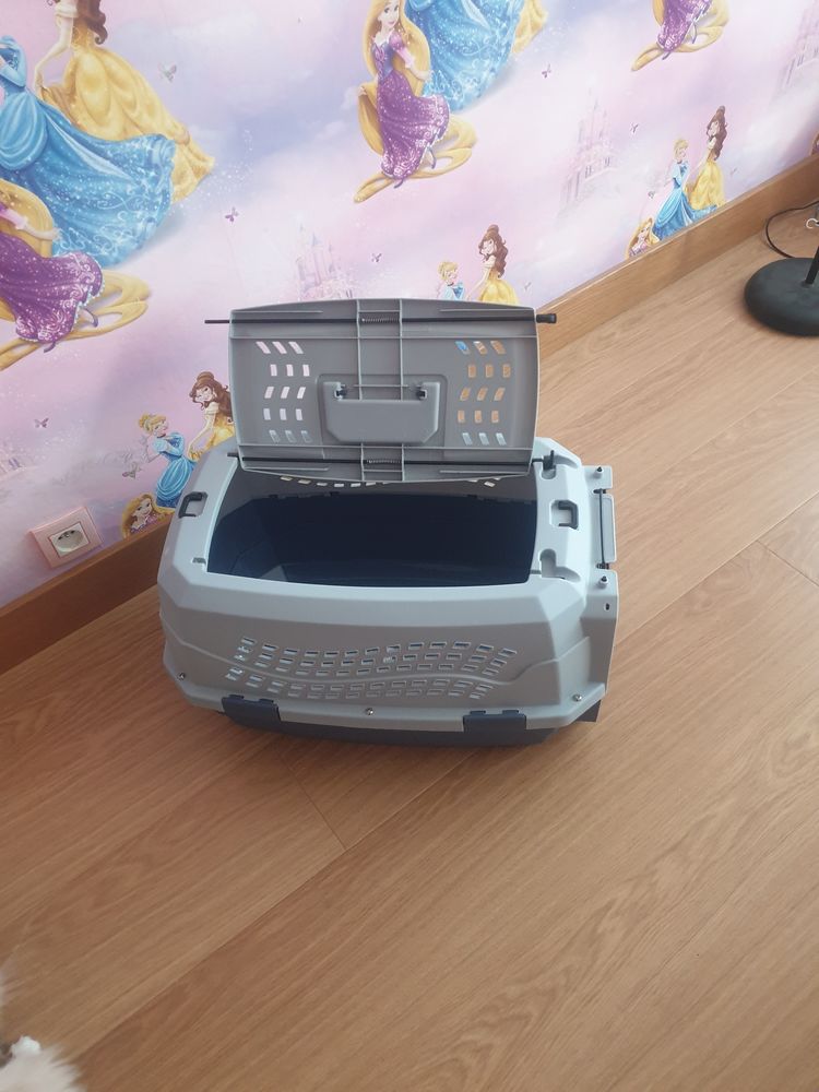 Panier a chat ttansport 20 95000 Cergy