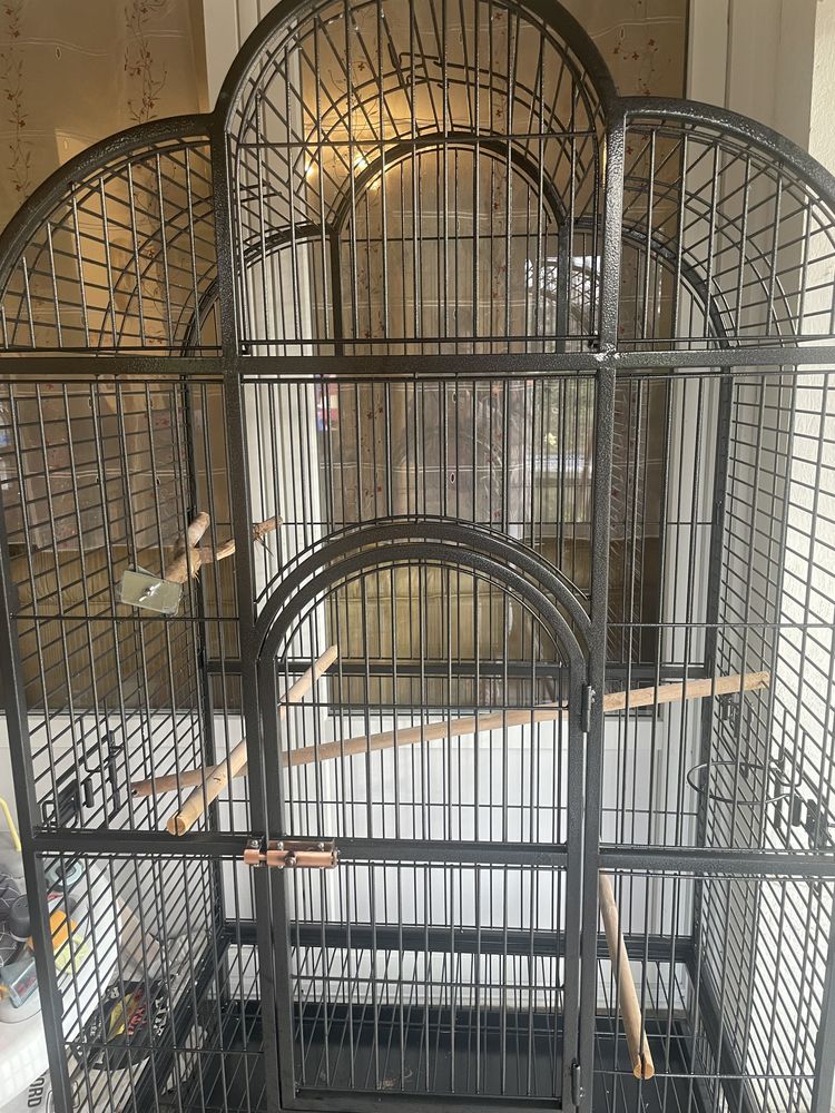 Cage/ voli&egrave;re 200 24460 Saint-front-d'alemps