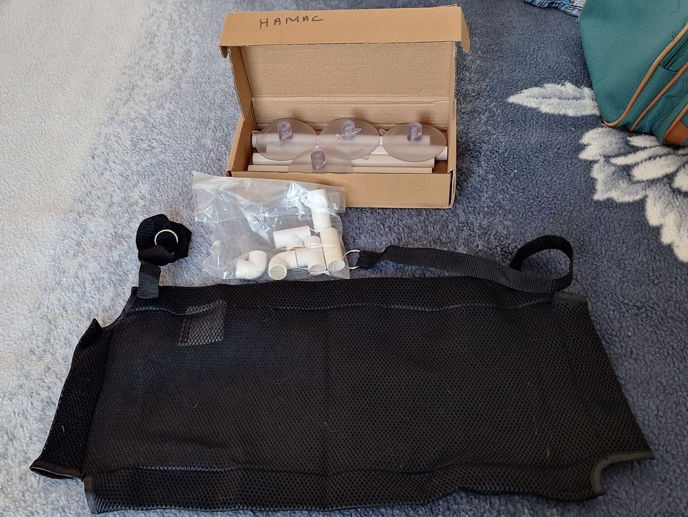 Hamac XL fen&ecirc;tre pour chat noir. 20 04100 Manosque