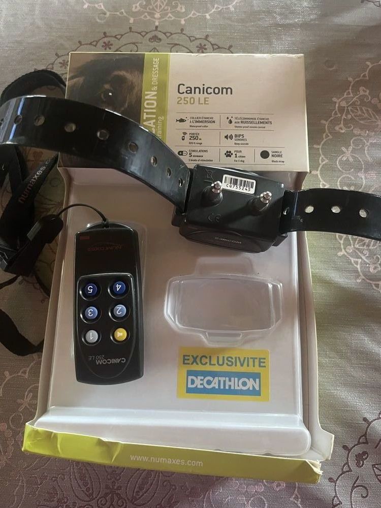 Collier d &eacute;ducation pour chien NUM'AXES CANICOM LE 250 60 29860 Le drennec