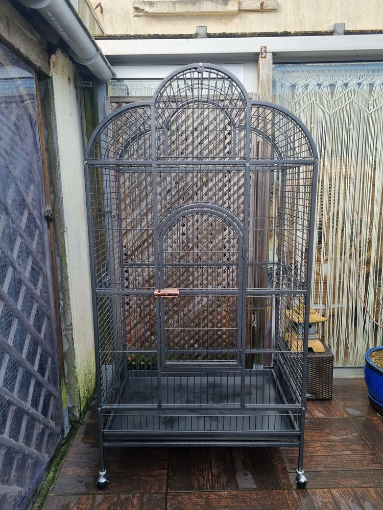 Cage a perroquet 350 50120 �queurdreville-hainneville