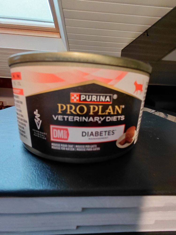 Bo&icirc;tes PROPLAN Veterinary Diet Feline DM Diabetes 13 94340 Joinville-le-pont