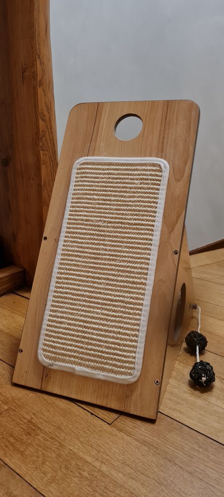 Griffoir pour chats 30 45230 La bussi�re