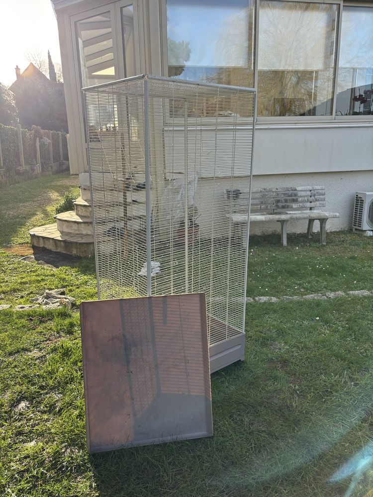 Voli&egrave;re oiseaux occasion 80 77230 Saint-mard