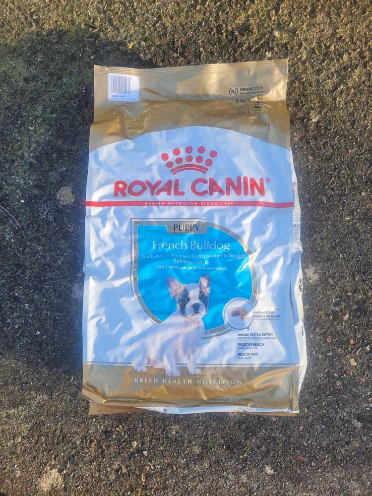 ROYAL CANIN PUPPY Bouledogue Fran&ccedil;ais pour chiot 45 76410 Saint-aubin-l�s-elbeuf