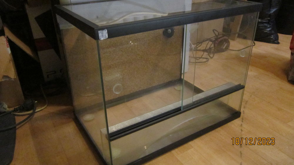 terrarium et accessoires reptile 250 85800 Le fenouiller