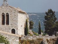   Ancienne Chapelle restaurée du 12° siècle sur l'Ardèche Vacances  / Offres de location 