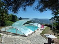   Gîte avec piscine face à la montagne Noire Vacances  / Offres de location 