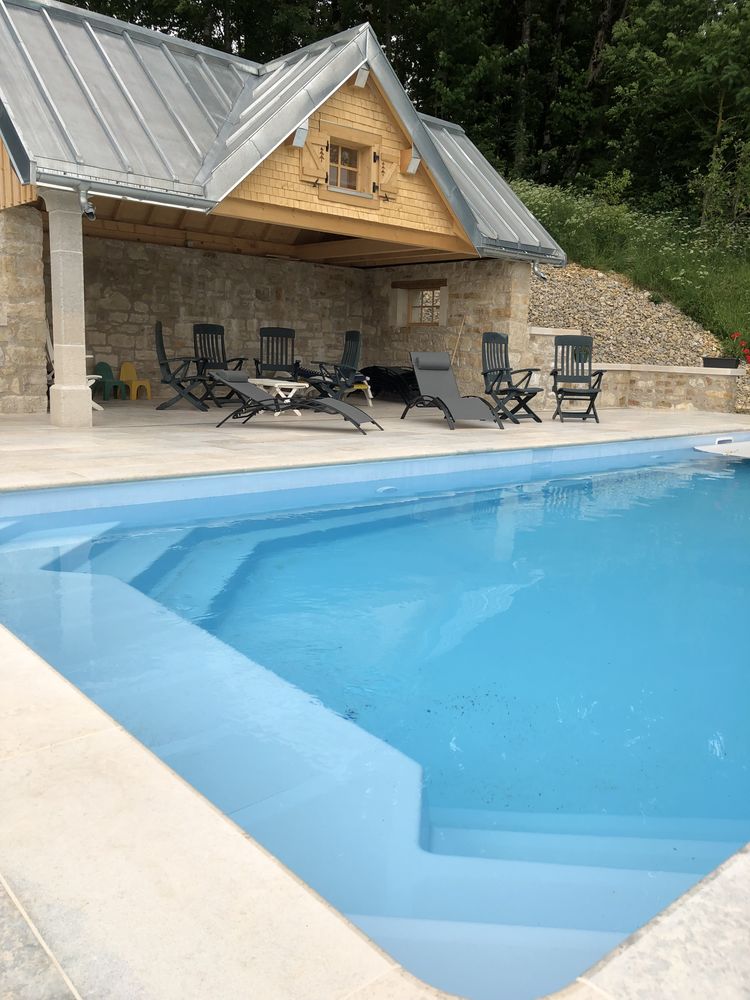   Grand gîte duplex de 120m2 en 4 Étoiles piscine chauffée  Franche-Comté, Sarrageois (25240)