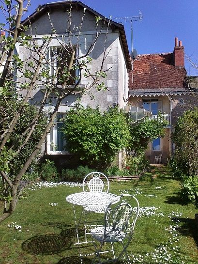 Loches: meublé, calme, tous services, idéal pour télétravail