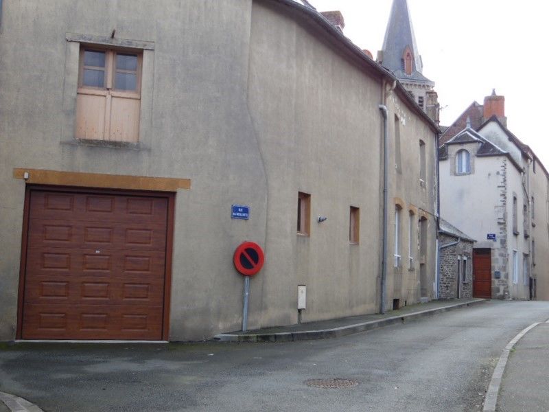 grande maison de ville 124 M2 à PRE en PAIL