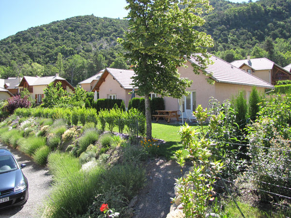 Savines le lac dans villa de plan pied appartements