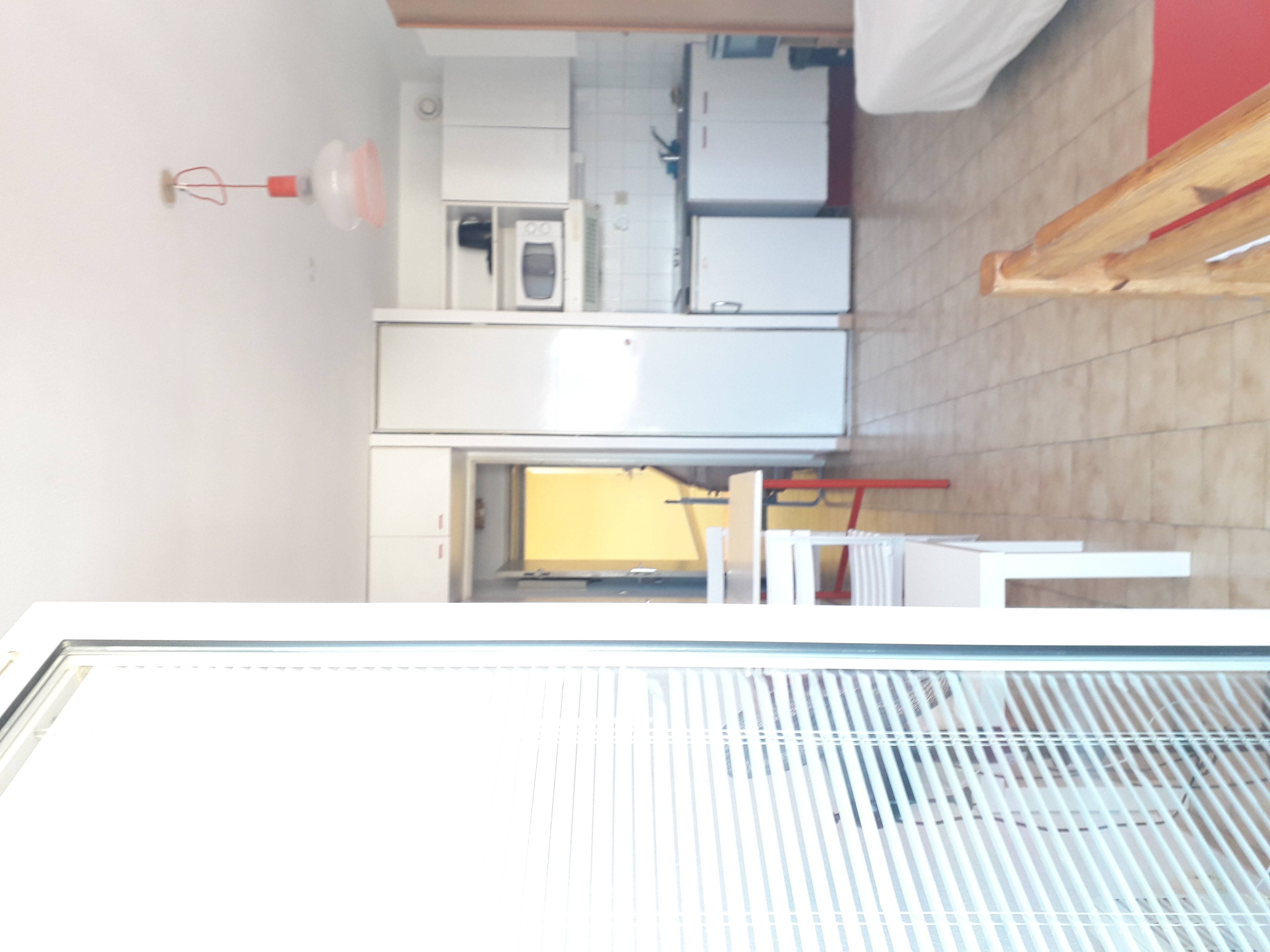 studio meublé 30 mètres plage vue mer