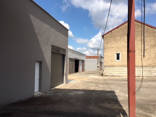 Local stockage de 40 m2 avec réduction d'impot