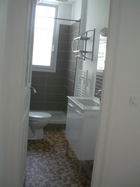 PETIT T2 - NEUF DE RENOVATION -EN VILLE