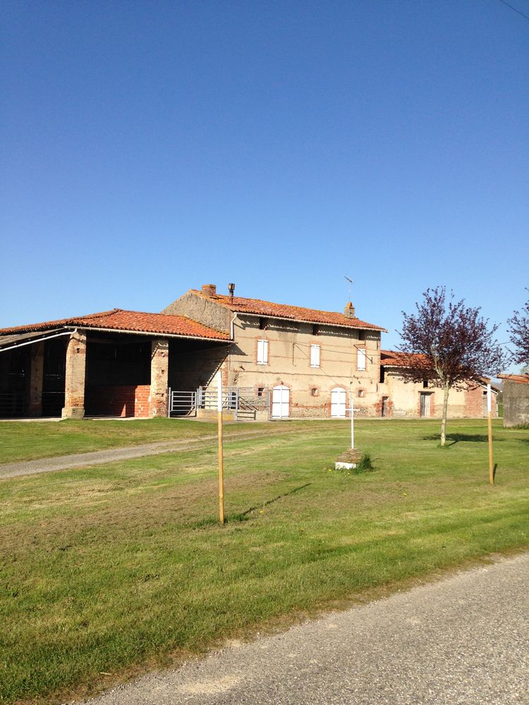 Ferme et terres agricoles