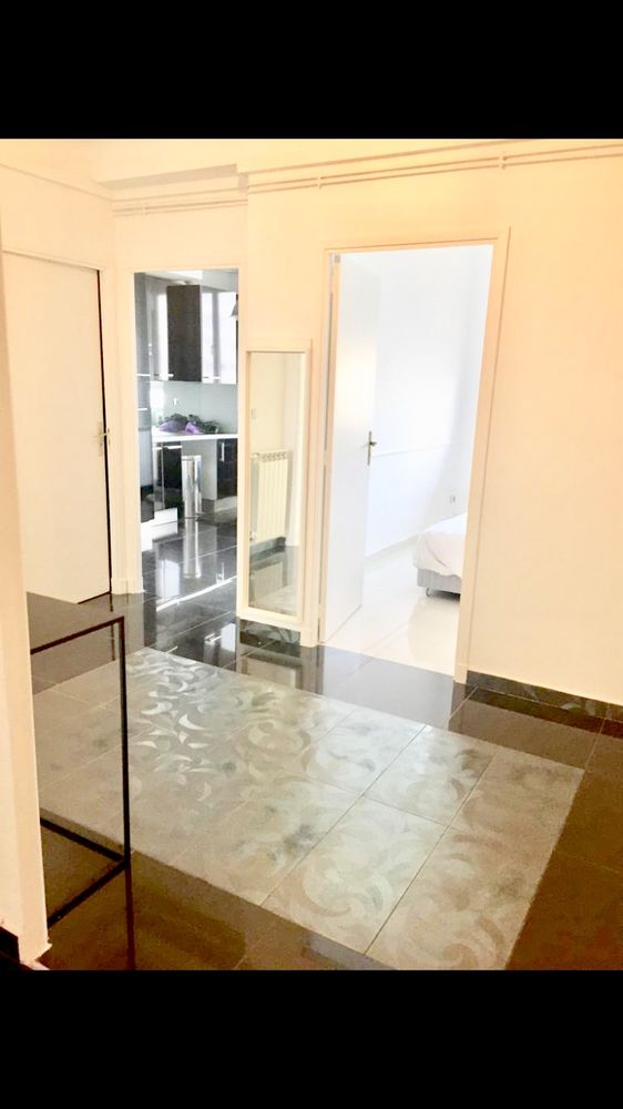 Superbe T3/4 PRADO :100 M 2 meublé asc. climatisé Fev 27