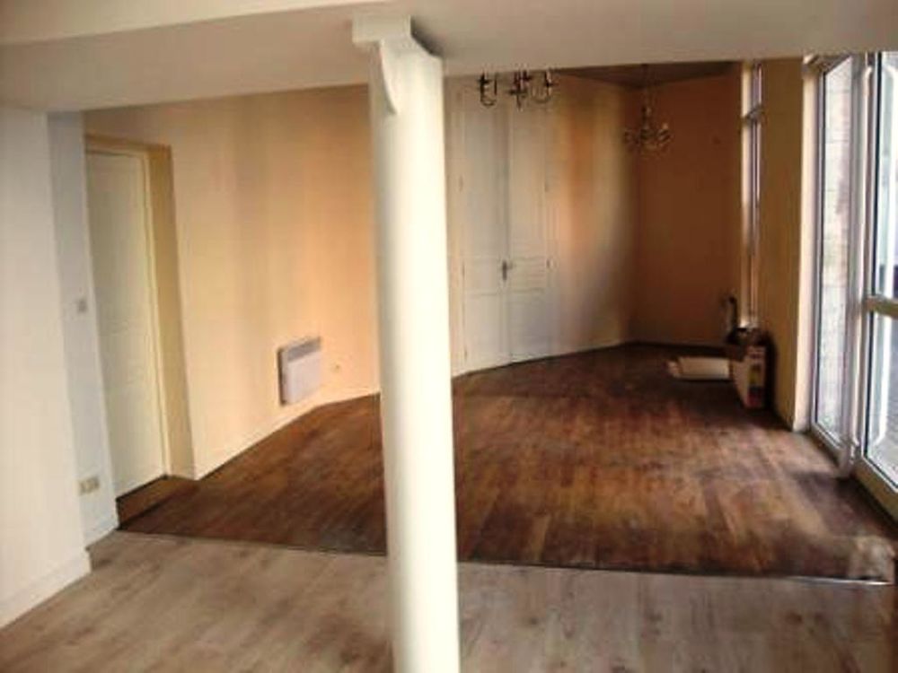 BUREAU-ATELIER-LOCAL VITRINE 85 M²