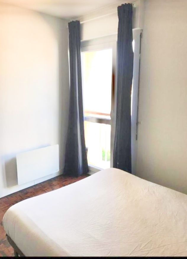Superbe T2 meublé asc. parking ,climatisé, coeur Aix 46 m2