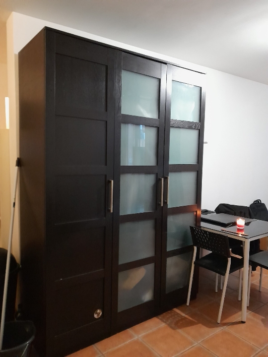JOLI STUDIO MEUBLE+TERRASSE+PARK, SECURISE, PX CV, 650 € TTC