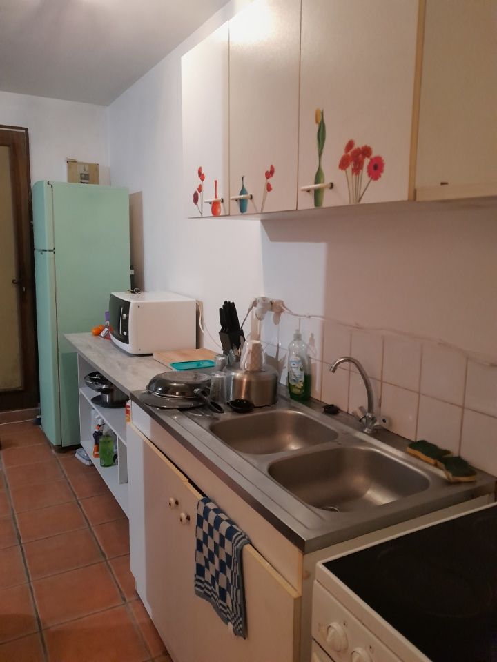 JOLI STUDIO MEUBLE+TERRASSE+PARK, SECURISE, PX CV, 650 € TTC