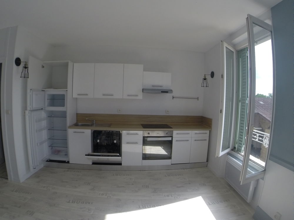 appartement F3 semi équipé