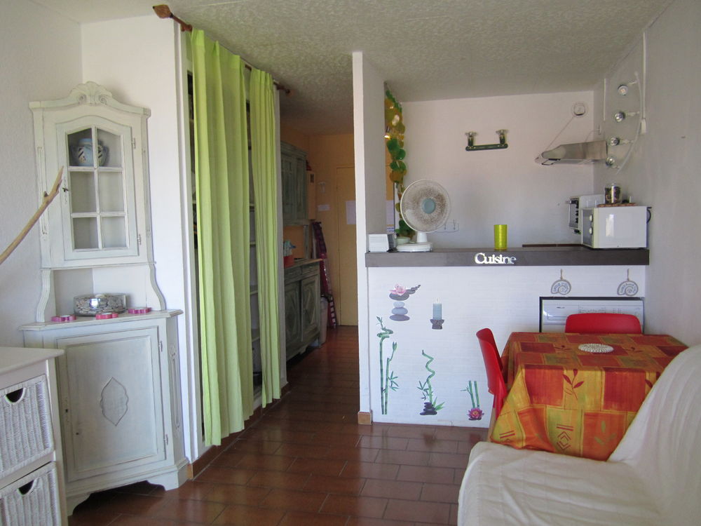STUDIO CLIMATISE+PARKING ETUDIANT