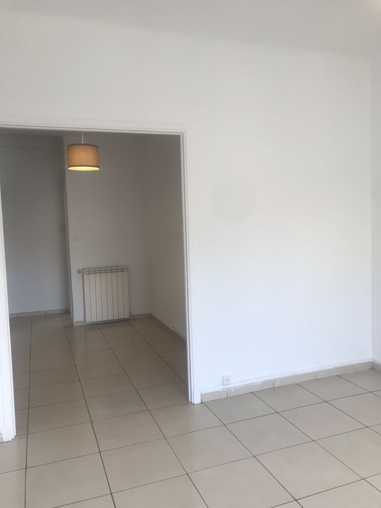 TEL Beau T3 impeccable quartier calme ascenseur balcons TEL