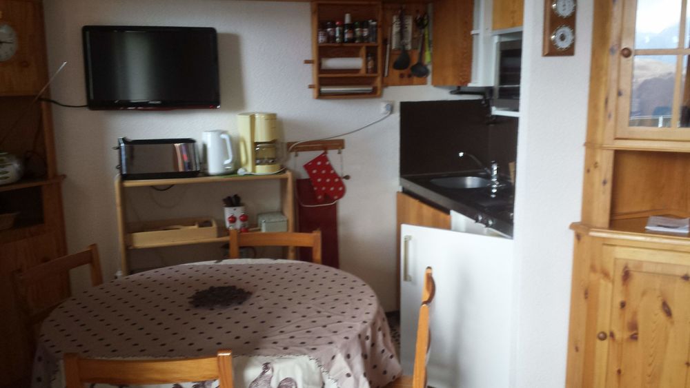studio 24m2 toute l'année, dans quartier Eclose