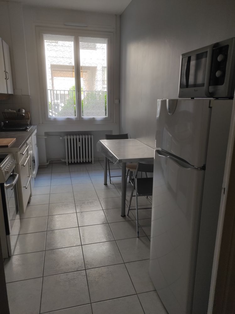 Appartement MEUBLE rue Désiré Claude