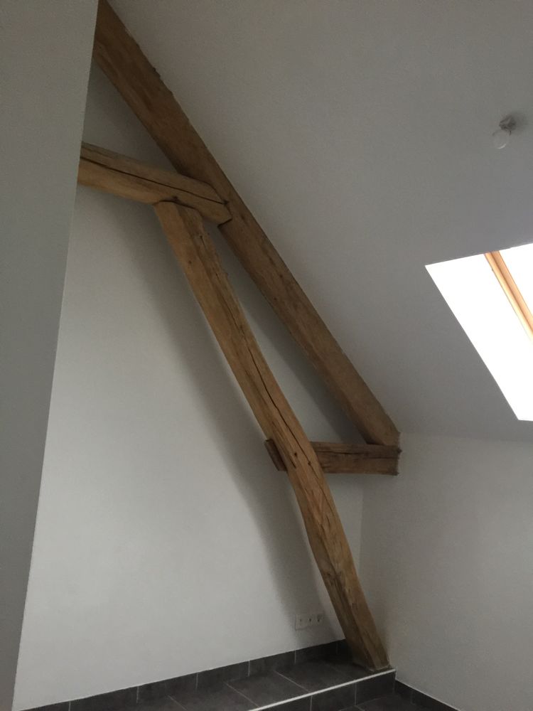 Appartement 85m2 Triplex 3 pièces.899€ Libre de suite