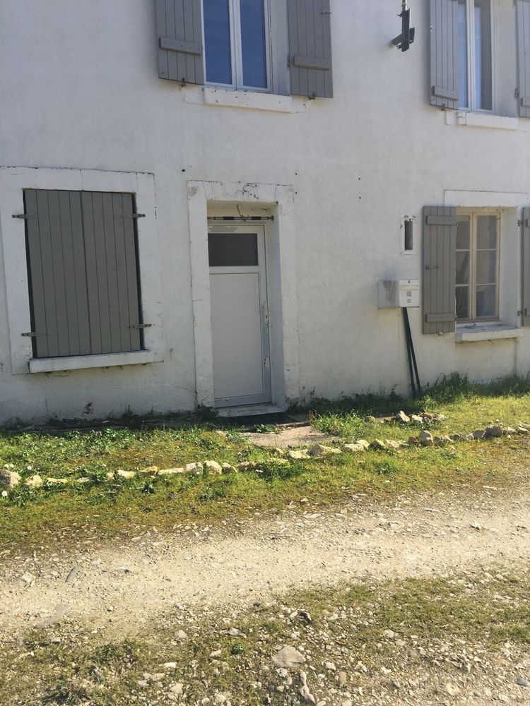 Appartement 85m2 Triplex 3 pièces.899€ Libre de suite