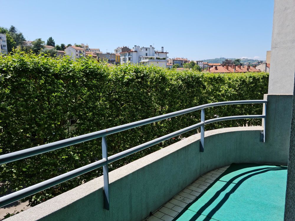 31 crs Fauriel, à louer en direct confortable F3 meublé 72m2 balcon box fermé ascensr balcon cave