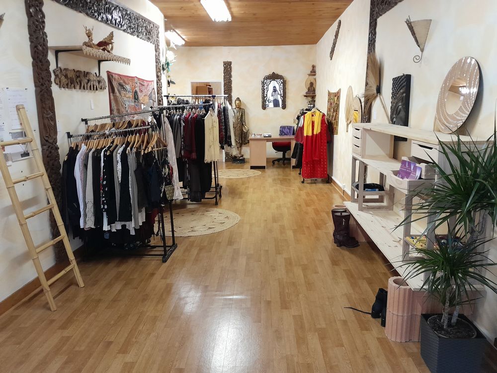 Maison de ville avec boutique et cour intérieure