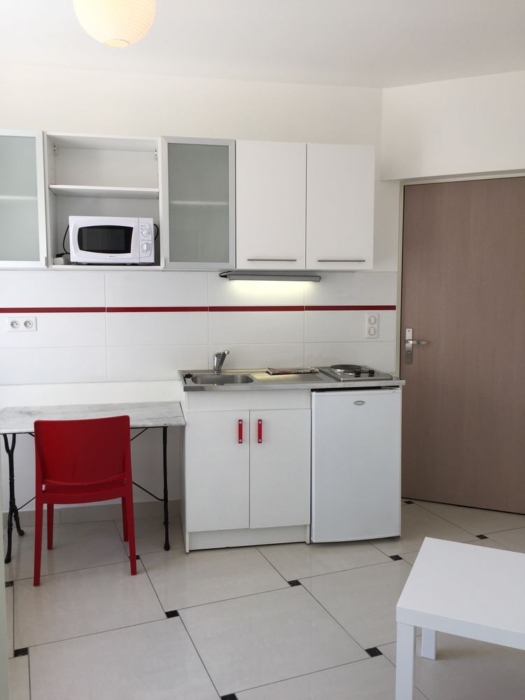 Epernay, agréable studio meublé