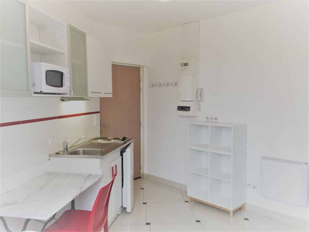Epernay, agréable studio meublé