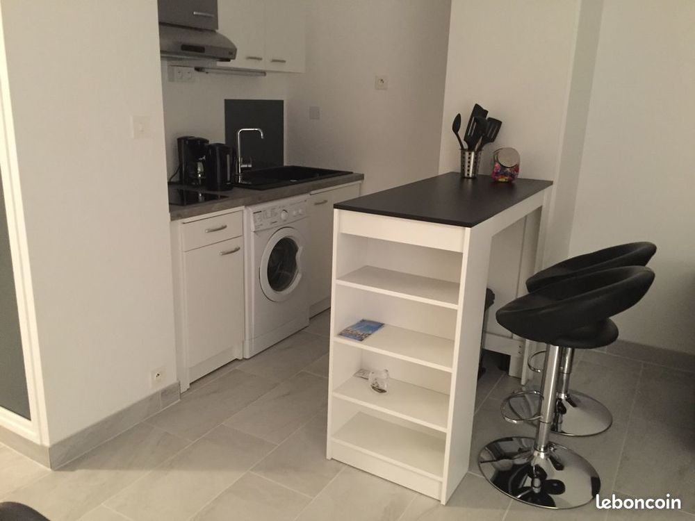 APPARTEMENT TOUT EQUIPE DISPONIBLE A L'ANNEE