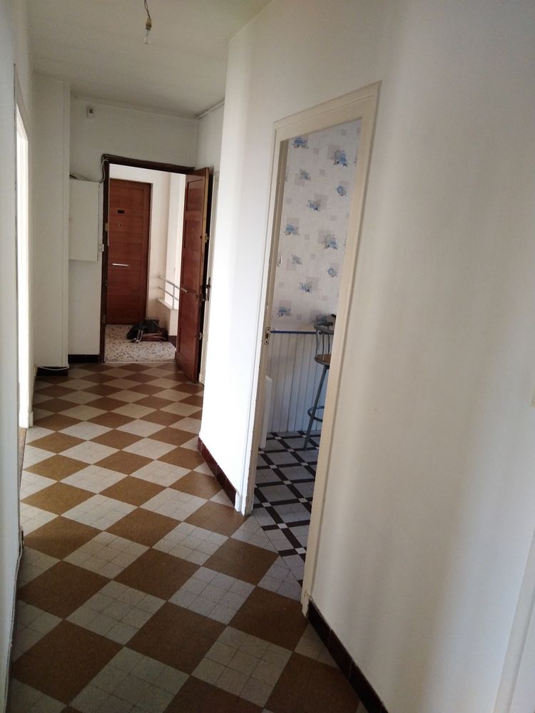 T3 - 70m2 - rue Emile Zola Grenoble - 820 euros