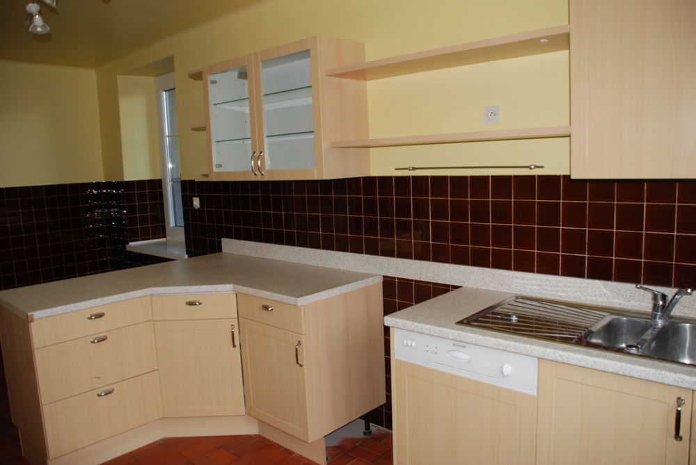 Appartement T3 ensoleillé non meublé 80m2 à Challex