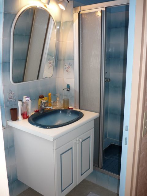 studio 550 € tout inclu chez l habitant en grande maison